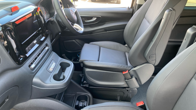 Mercedes-Benz Vito L2 Diesel Rwd 119CDI Select Crew Van 9G-Tronic - Image 18